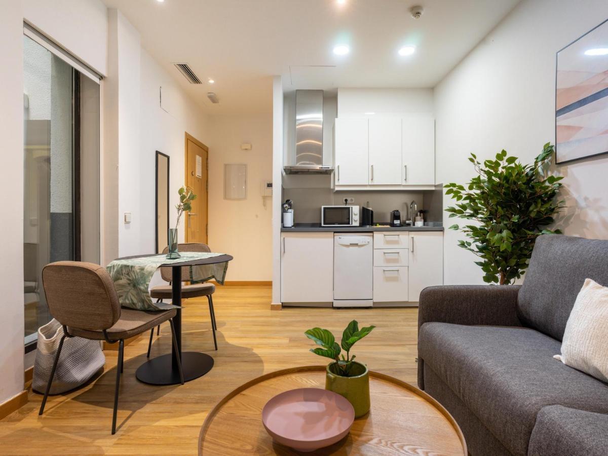 Limehome Madrid San Lorenzo Exterior photo