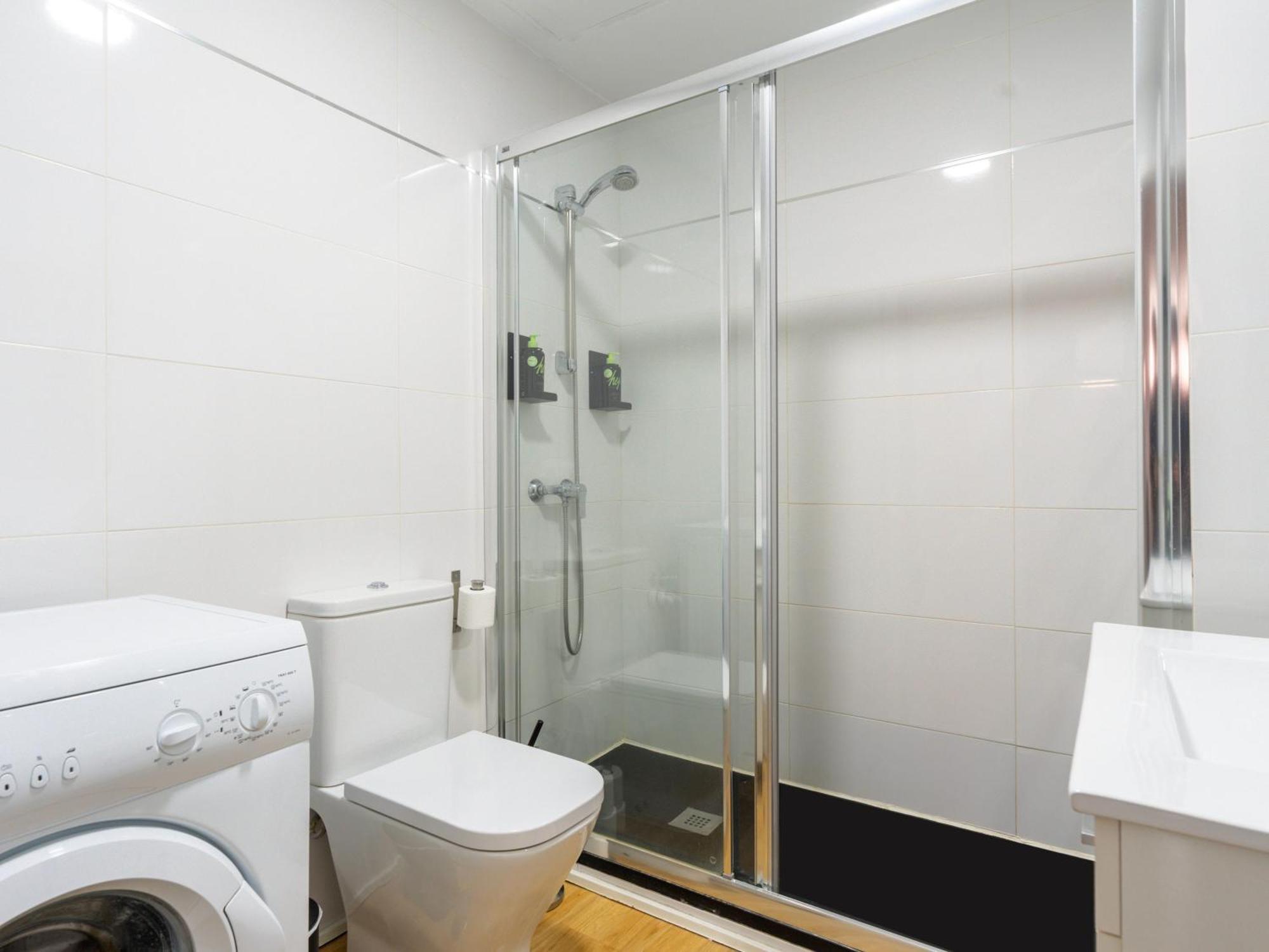 Limehome Madrid San Lorenzo Room photo