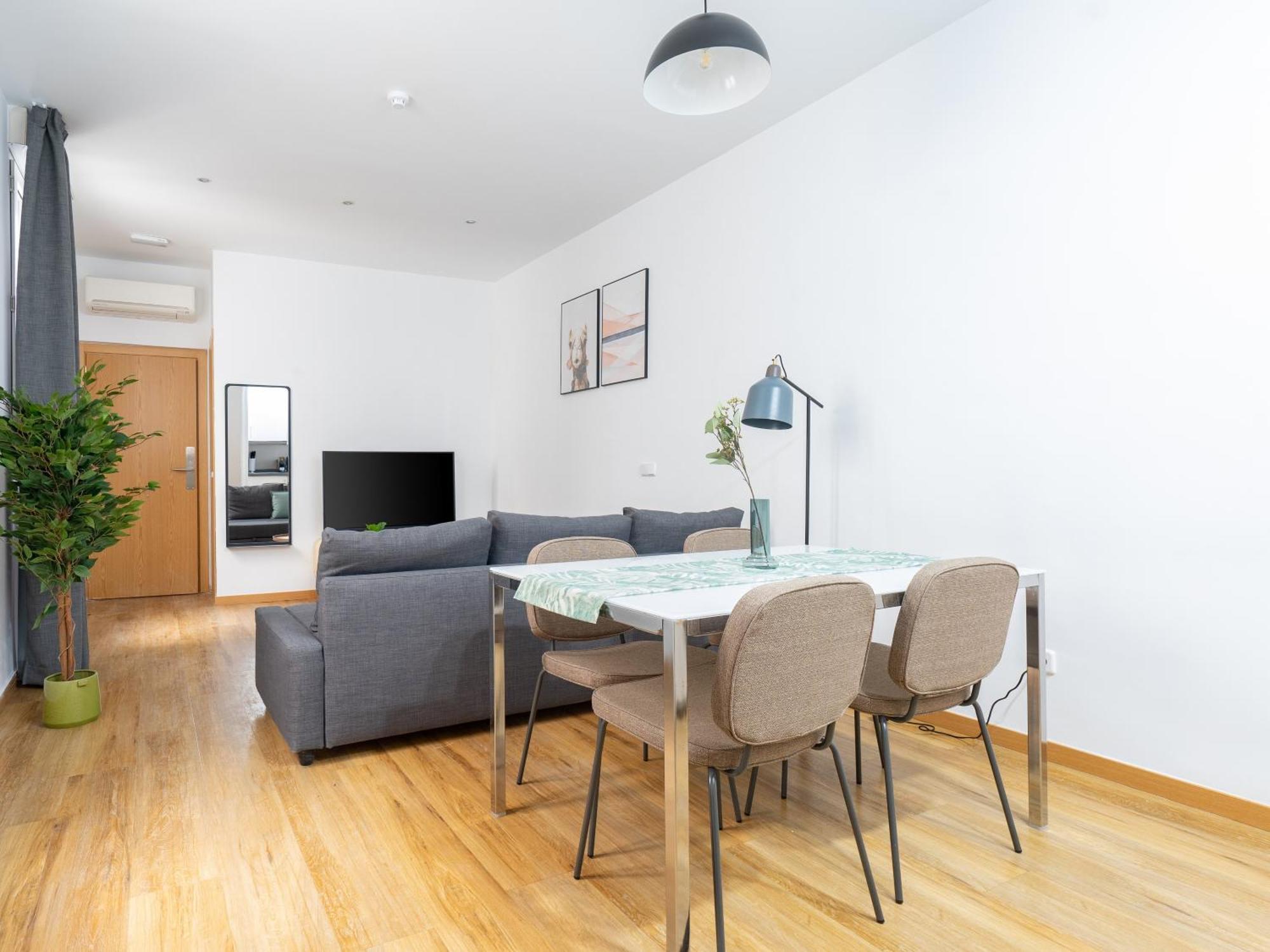 Limehome Madrid San Lorenzo Room photo